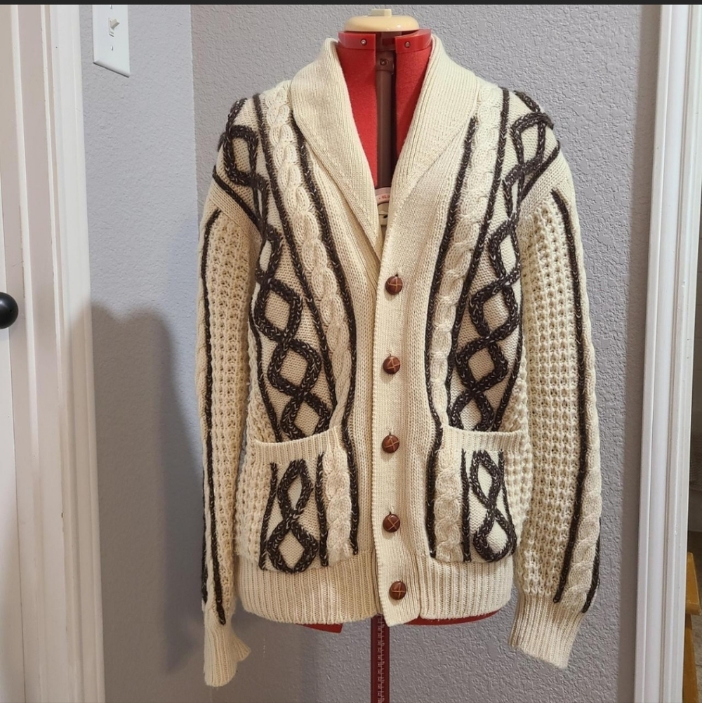 VTG Neil Martin Wool Cream and Brown embroidered cable knit collared cardigan M